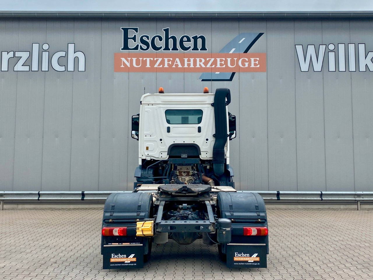 Mercedes-Benz Arocs 1842 LS 4x2 Kipphydraulik*Klima*Automatik - Tractor unit: picture 4 Mercedes-Benz Arocs 1842 LS 4x2 Kipphydraulik*Klima*Automatik - Tractor unit: picture 4