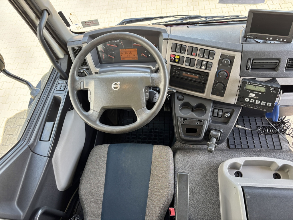 Refrigerator truck Volvo FL 250 / MBB-LBW: picture 16
