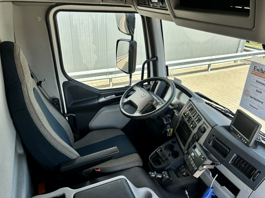 Refrigerator truck Volvo FL 250 / MBB-LBW: picture 13