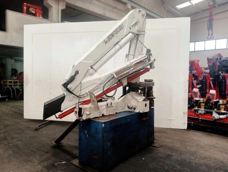 Grúa Bonfiglioli P.7200L - Loader crane for Truck: picture 2 Grúa Bonfiglioli P.7200L - Loader crane for Truck: picture 2