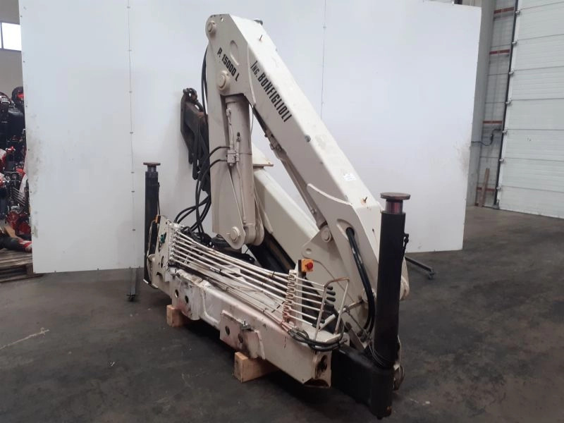 Grúa Bonfiglioli P15000L - Loader crane for Truck: picture 4 Grúa Bonfiglioli P15000L - Loader crane for Truck: picture 4