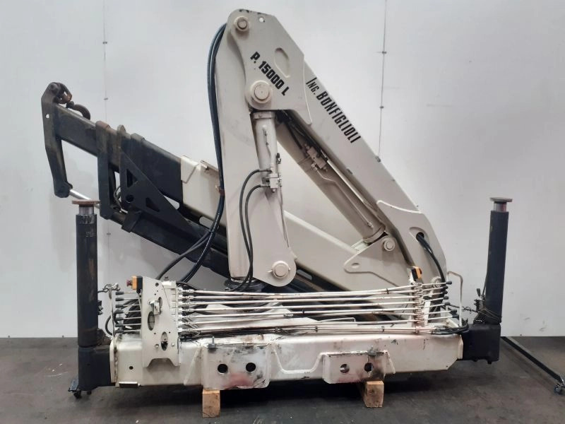 Grúa Bonfiglioli P15000L - Loader crane for Truck: picture 2 Grúa Bonfiglioli P15000L - Loader crane for Truck: picture 2