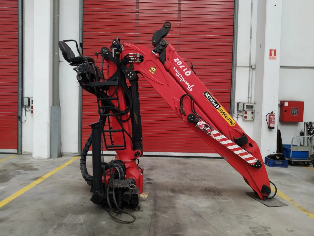 Grúa Epsilon Q170Z96 - Loader crane for Truck: picture 2 Grúa Epsilon Q170Z96 - Loader crane for Truck: picture 2