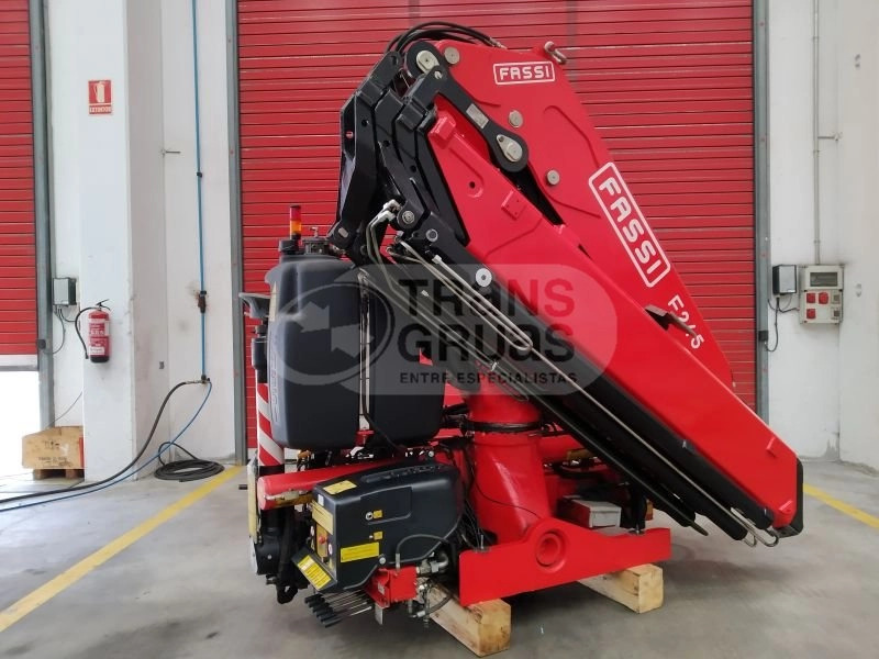 Grúa FASSI F245A.2.24 - Loader crane for Truck: picture 4 Grúa FASSI F245A.2.24 - Loader crane for Truck: picture 4