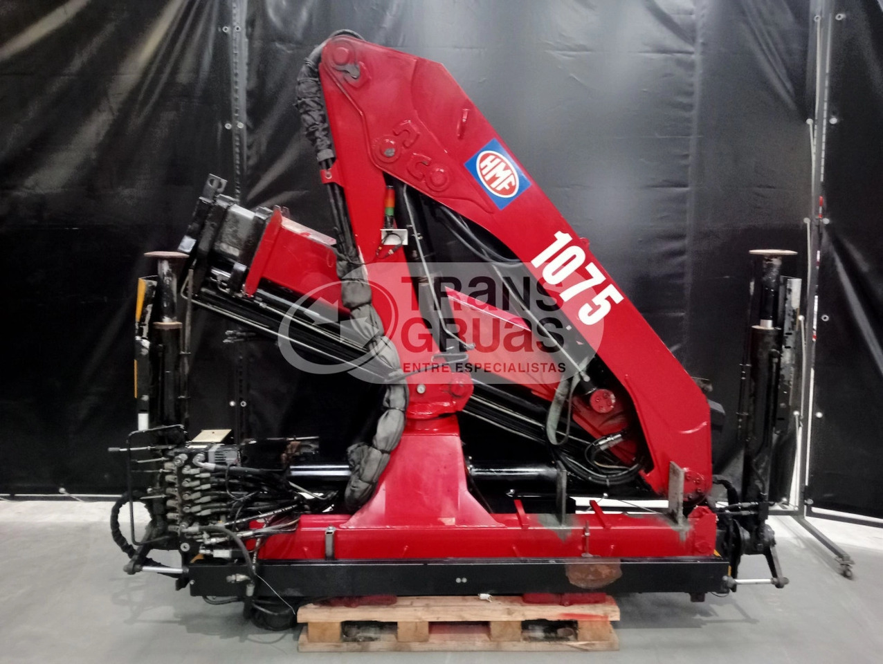 Grúa HMF 1075 K3 - Loader crane for Truck: picture 1 Grúa HMF 1075 K3 - Loader crane for Truck: picture 1