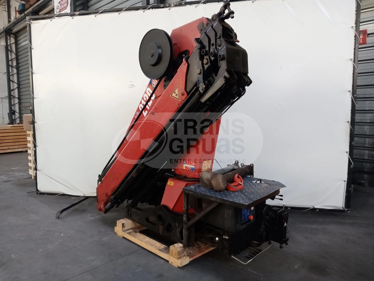 Grúa hidráulica HMF 2120 K RC - Loader crane: picture 1 Grúa hidráulica HMF 2120 K RC - Loader crane: picture 1