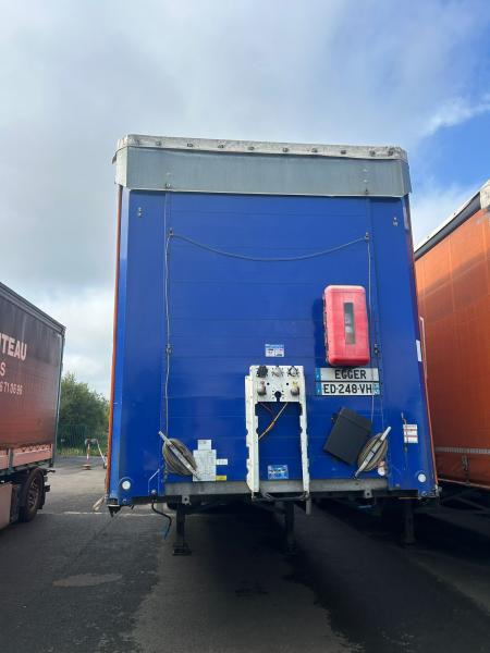 Fliegl - Curtainsider semi-trailer: picture 4 Fliegl - Curtainsider semi-trailer: picture 4