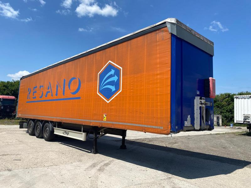 Fliegl - Curtainsider semi-trailer: picture 2 Fliegl - Curtainsider semi-trailer: picture 2