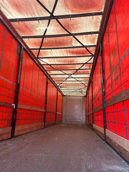 Fliegl - Curtainsider semi-trailer: picture 3 Fliegl - Curtainsider semi-trailer: picture 3