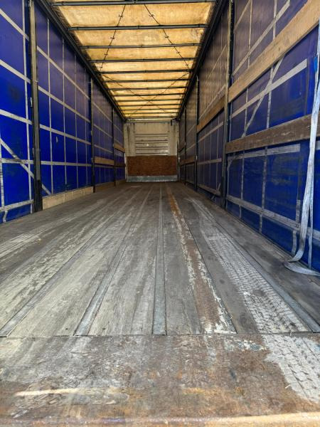 Fruehauf - Curtainsider semi-trailer: picture 4 Fruehauf - Curtainsider semi-trailer: picture 4