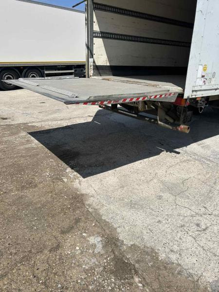 Box truck Renault Midlum 280: picture 11 Box truck Renault Midlum 280: picture 11