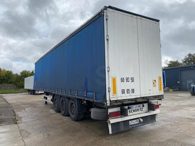 Schmitz Cargobull  - Curtainsider semi-trailer: picture 4 Schmitz Cargobull  - Curtainsider semi-trailer: picture 4