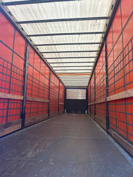 Schmitz Cargobull - Curtainsider semi-trailer: picture 3 Schmitz Cargobull - Curtainsider semi-trailer: picture 3