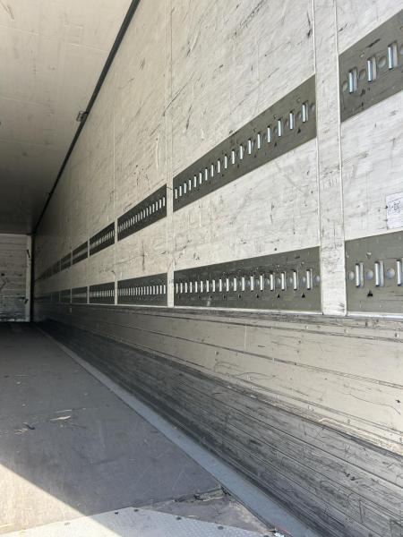 Closed box semi-trailer Schmitz Cargobull: picture 11 Closed box semi-trailer Schmitz Cargobull: picture 11