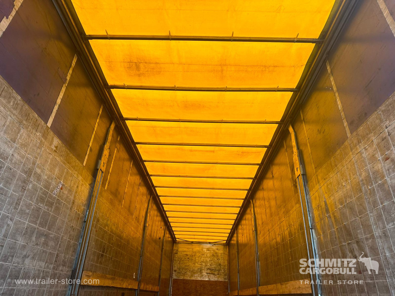 SAMRO Curtainsider Standard - Curtainsider semi-trailer: picture 4 SAMRO Curtainsider Standard - Curtainsider semi-trailer: picture 4