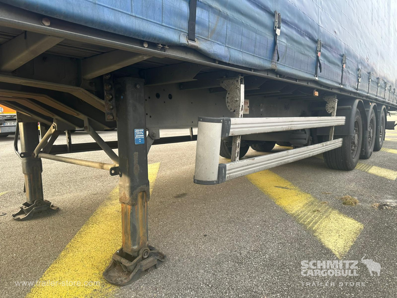 SAMRO Curtainsider Standard - Curtainsider semi-trailer: picture 2 SAMRO Curtainsider Standard - Curtainsider semi-trailer: picture 2