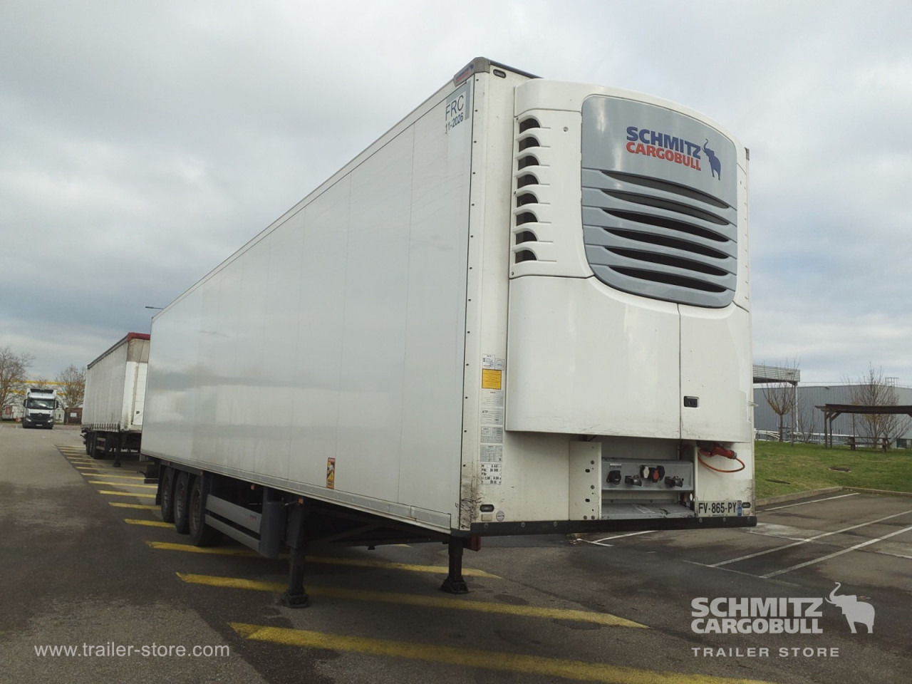 SCHMITZ Reefer Standard - Isothermal semi-trailer: picture 1 SCHMITZ Reefer Standard - Isothermal semi-trailer: picture 1