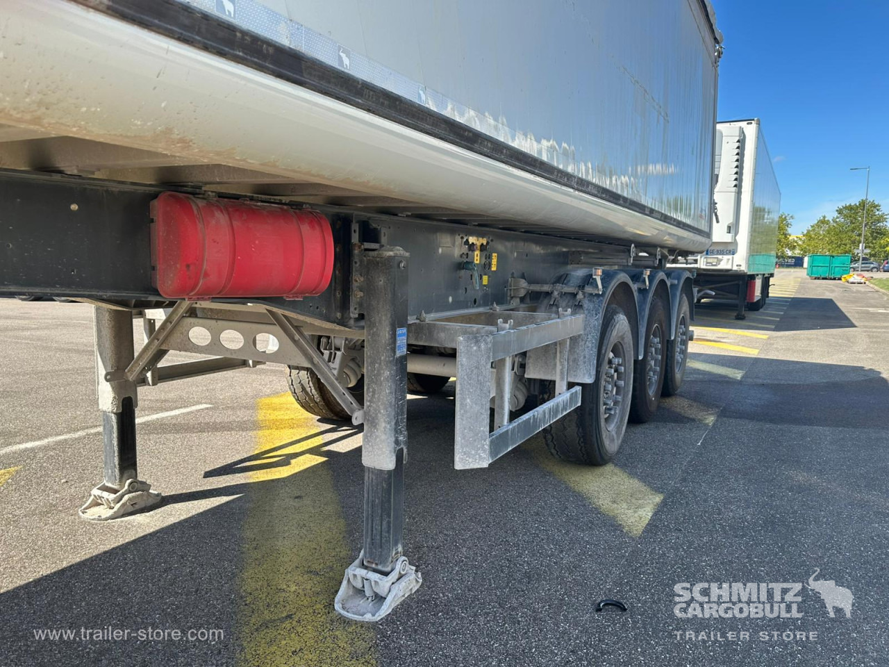 SCHMITZ Tipper Alu-square sided body 39m³ - Tipper semi-trailer: picture 3 SCHMITZ Tipper Alu-square sided body 39m³ - Tipper semi-trailer: picture 3