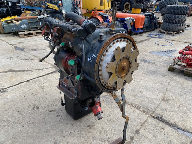 Clark 15HR36442-2 / O&K L45 - 164850 - Gearbox and parts for Construction machinery: picture 2 Clark 15HR36442-2 / O&K L45 - 164850 - Gearbox and parts for Construction machinery: picture 2