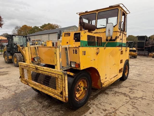 Hamm GRW 15 - Pneumatic roller: picture 1 Hamm GRW 15 - Pneumatic roller: picture 1