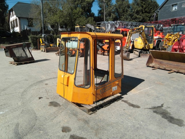 Kabine Zettelmeyer ZL 602 - Cab and interior for Construction machinery: picture 1 Kabine Zettelmeyer ZL 602 - Cab and interior for Construction machinery: picture 1