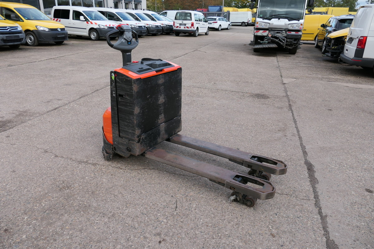 BT LWE 160 Batterie 46/2024 - Pallet truck: picture 2 BT LWE 160 Batterie 46/2024 - Pallet truck: picture 2