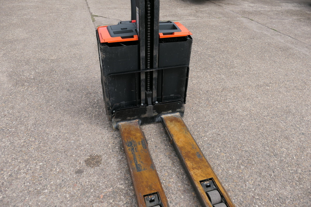 BT SWE 080L Batterie 06/2019 - Pallet truck: picture 5 BT SWE 080L Batterie 06/2019 - Pallet truck: picture 5
