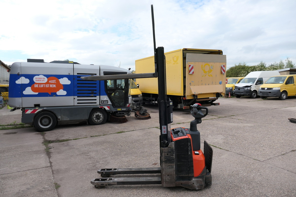 BT SWE 200D Batterie 28/2023 - Pallet truck: picture 1 BT SWE 200D Batterie 28/2023 - Pallet truck: picture 1