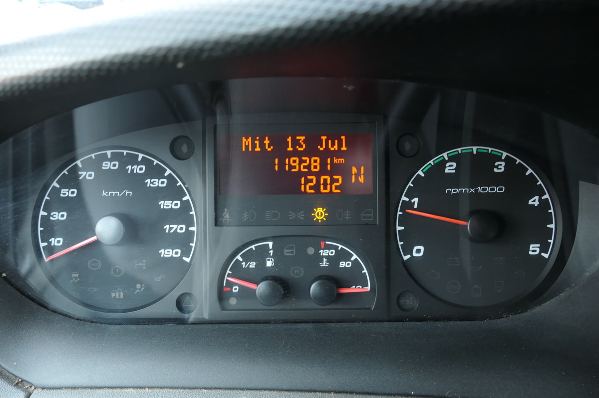 IVECO Daily 35 S11 C30C AUTOMATIK KAMERA Regale LUFT D on lease IVECO Daily 35 S11 C30C AUTOMATIK KAMERA Regale LUFT D: picture 12 IVECO Daily 35 S11 C30C AUTOMATIK KAMERA Regale LUFT D on lease IVECO Daily 35 S11 C30C AUTOMATIK KAMERA Regale LUFT D: picture 12