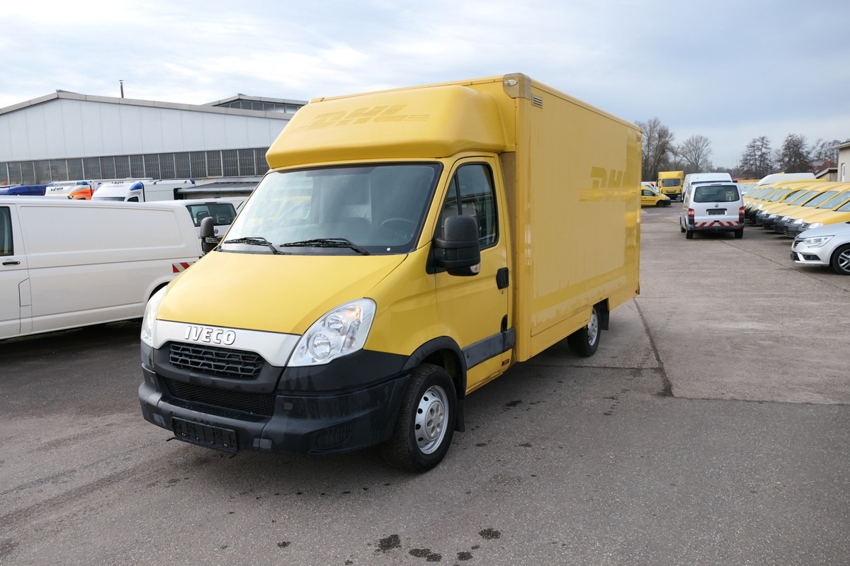 IVECO Daily 35 S11 C30C AUTOMATIK KAMERA Regale LUFT D - Box van: picture 1 IVECO Daily 35 S11 C30C AUTOMATIK KAMERA Regale LUFT D - Box van: picture 1