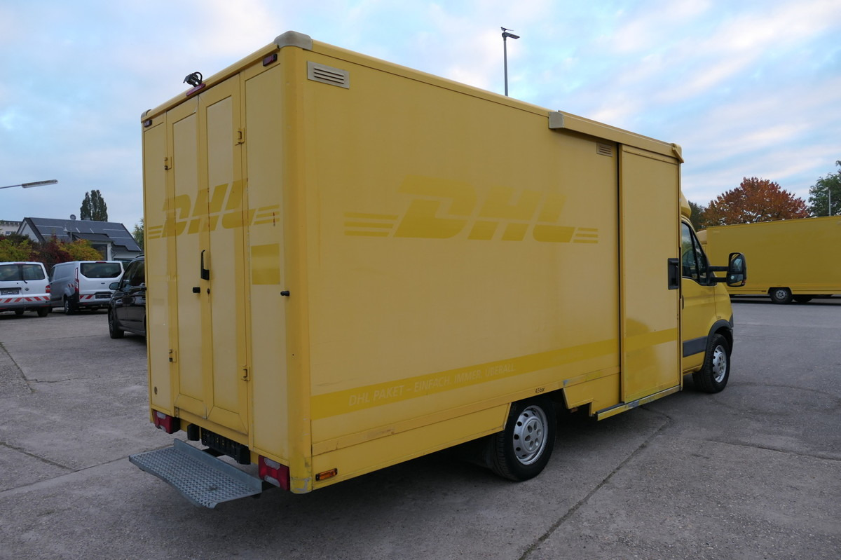 IVECO Daily 35 S11 C30C AUTOMATIK KAMERA Regale LUFT D - Box van: picture 3 IVECO Daily 35 S11 C30C AUTOMATIK KAMERA Regale LUFT D - Box van: picture 3