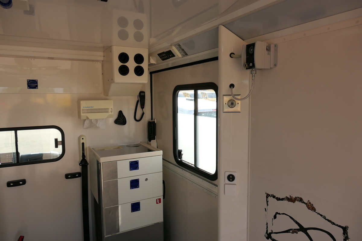 Ambulance MERCEDES-BENZ Sprinter 316 CDI KLIMA Krankenwagen: picture 16