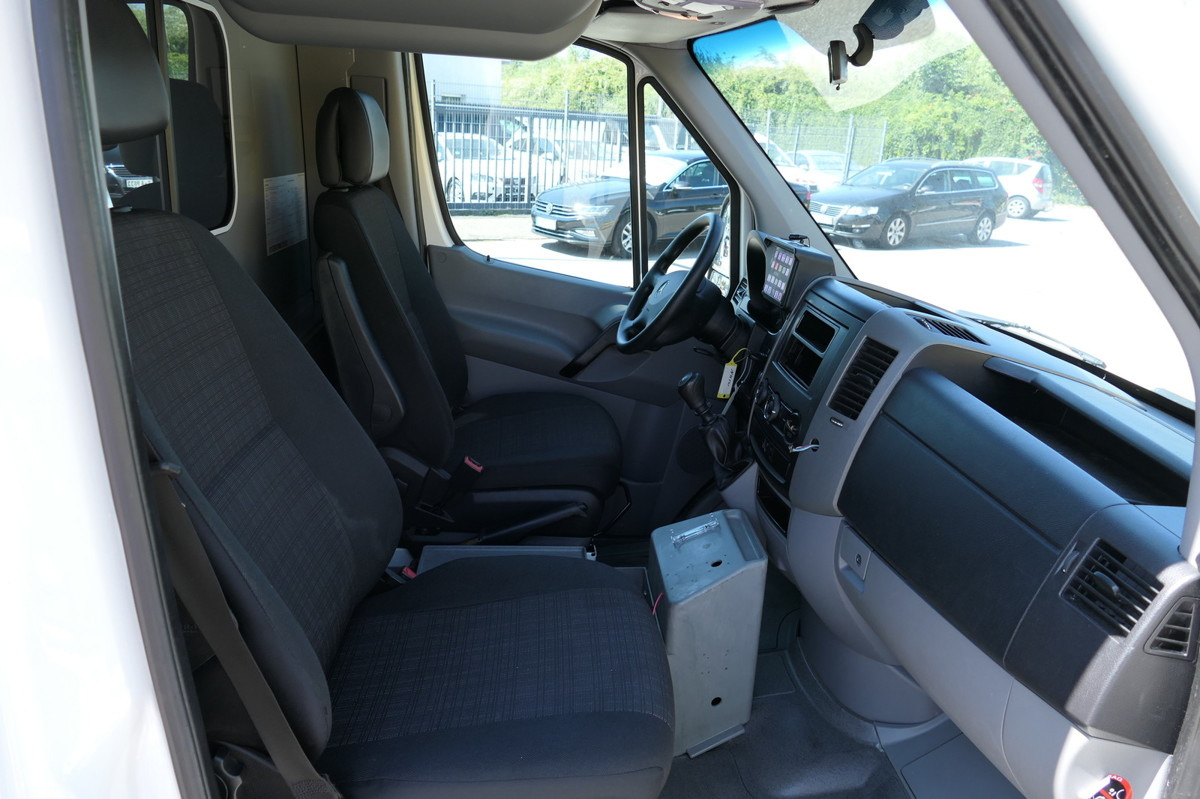 MERCEDES-BENZ Sprinter 316 CDI Klima Rettungswagen - Ambulance: picture 5 MERCEDES-BENZ Sprinter 316 CDI Klima Rettungswagen - Ambulance: picture 5