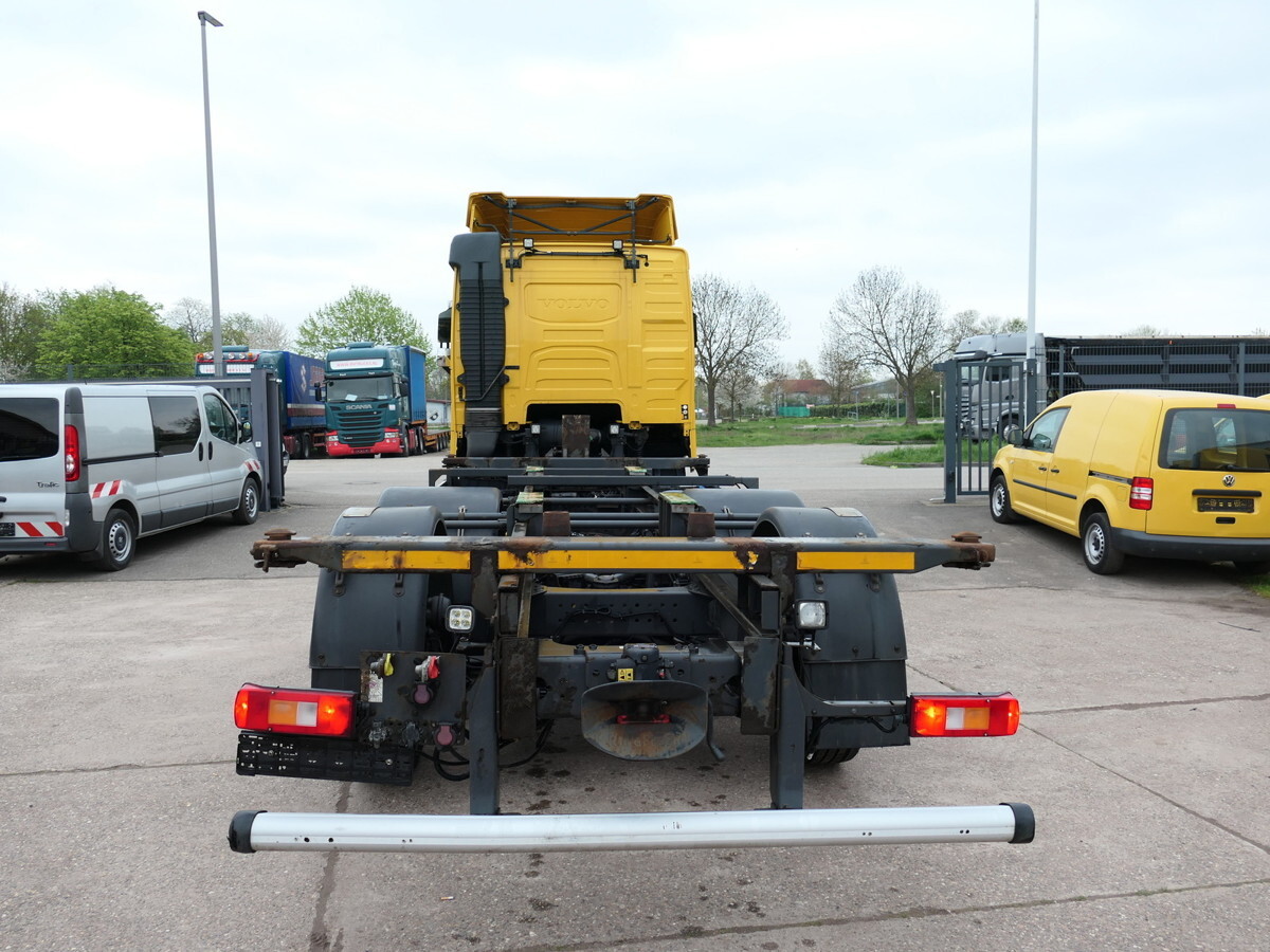 VOLVO FH 26.420 6x2 BDF - Box truck: picture 5 VOLVO FH 26.420 6x2 BDF - Box truck: picture 5