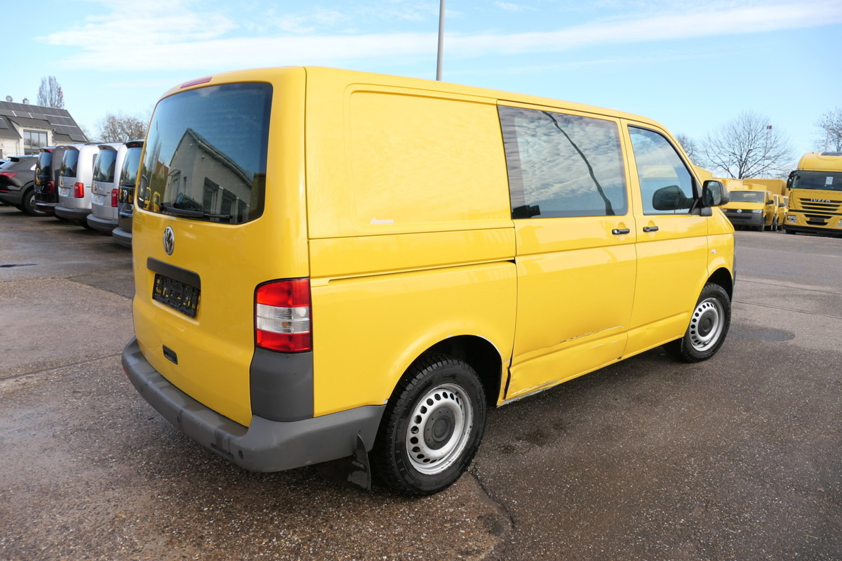 VW T5 Transporter 2.0 TDI PARKTRONIK EURO-5 2xSCHIE - Small van: picture 4 VW T5 Transporter 2.0 TDI PARKTRONIK EURO-5 2xSCHIE - Small van: picture 4