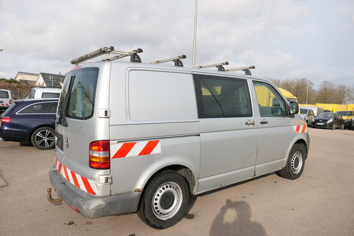 VW T5 Transporter 2.5 TDI 4Motion Werkstatteinbau A - Small van: picture 4 VW T5 Transporter 2.5 TDI 4Motion Werkstatteinbau A - Small van: picture 4