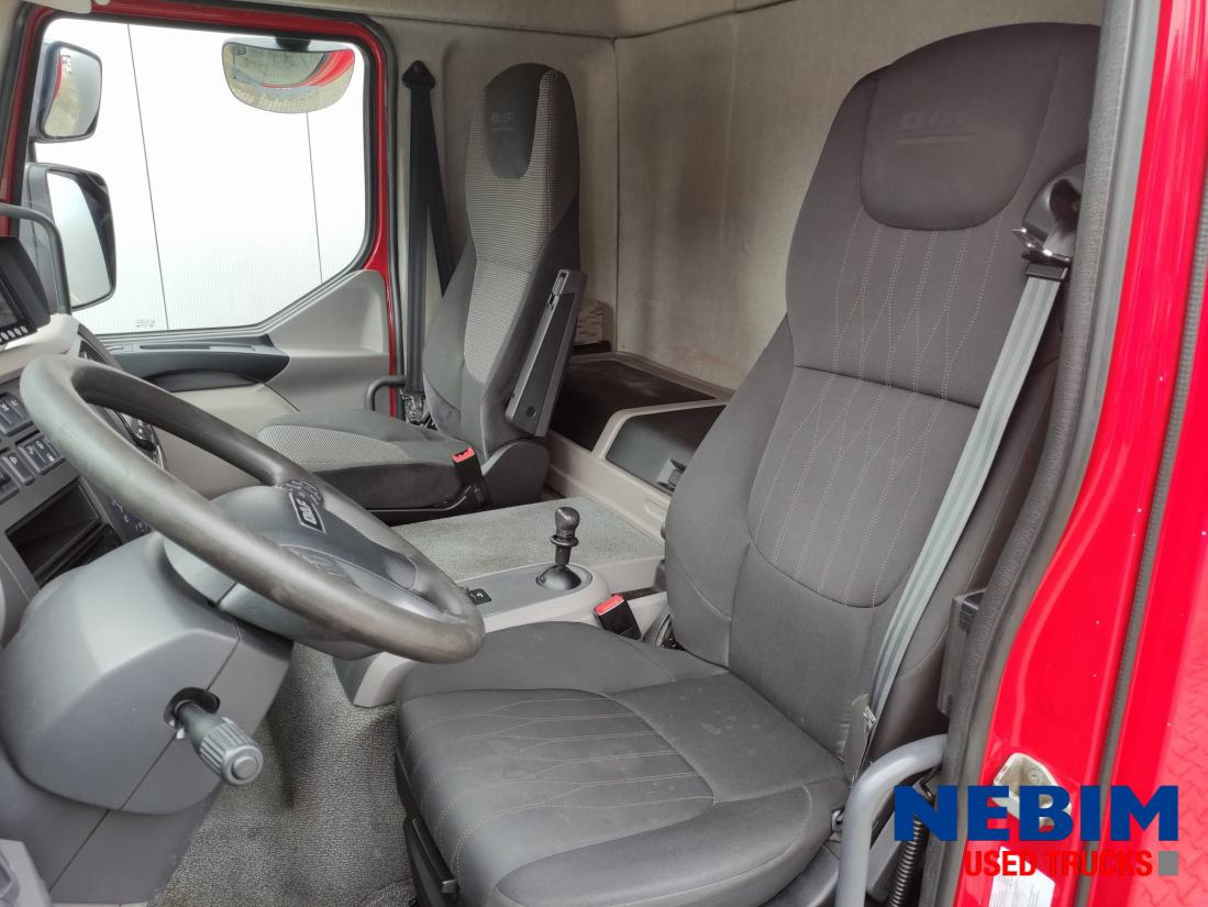DAF LF 230 4x2 19.000Kg - 2200Kg Taillift - Box truck: picture 4 DAF LF 230 4x2 19.000Kg - 2200Kg Taillift - Box truck: picture 4