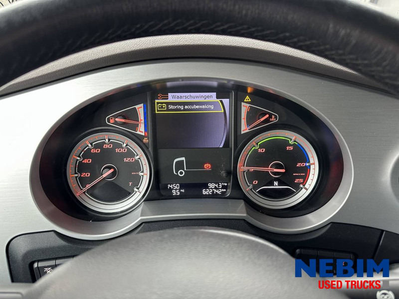 DAF XF480 4x2 - 622.678km - leather interior - Parking airco - Tractor unit: picture 5 DAF XF480 4x2 - 622.678km - leather interior - Parking airco - Tractor unit: picture 5