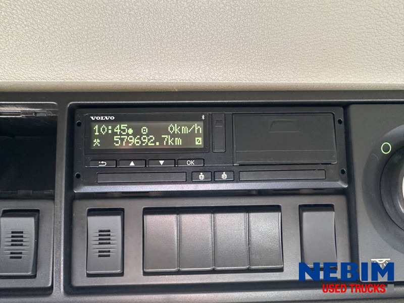 Volvo FM450 4x2 - Volvo Dynamic Steering - Tractor unit: picture 4 Volvo FM450 4x2 - Volvo Dynamic Steering - Tractor unit: picture 4