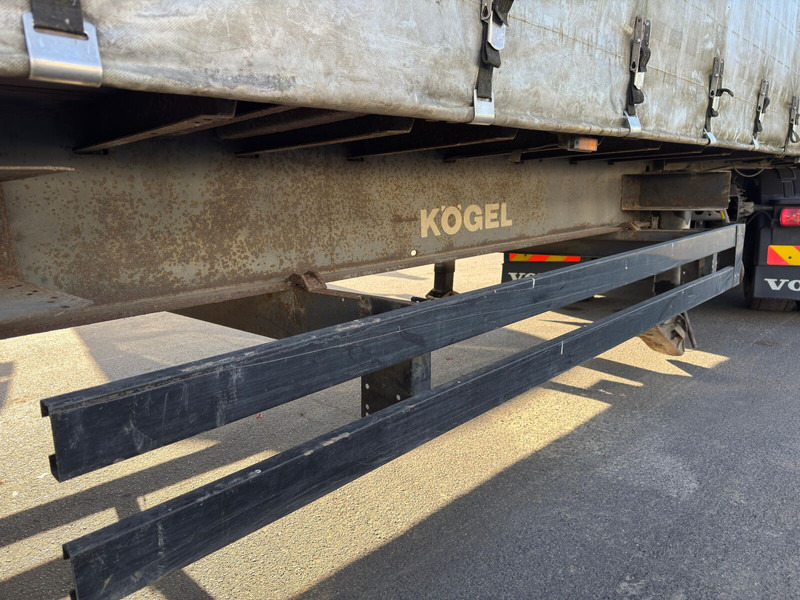 Curtainsider semi-trailer Kögel: picture 8
