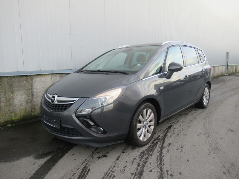 Opel Zafira Touren - Car: picture 3 Opel Zafira Touren - Car: picture 3