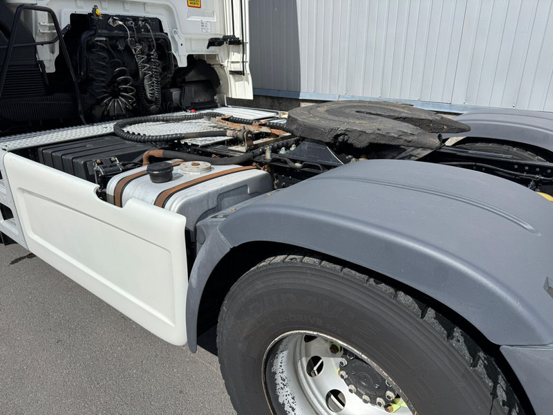 MAN TGX 18.500 - Tractor unit: picture 4 MAN TGX 18.500 - Tractor unit: picture 4