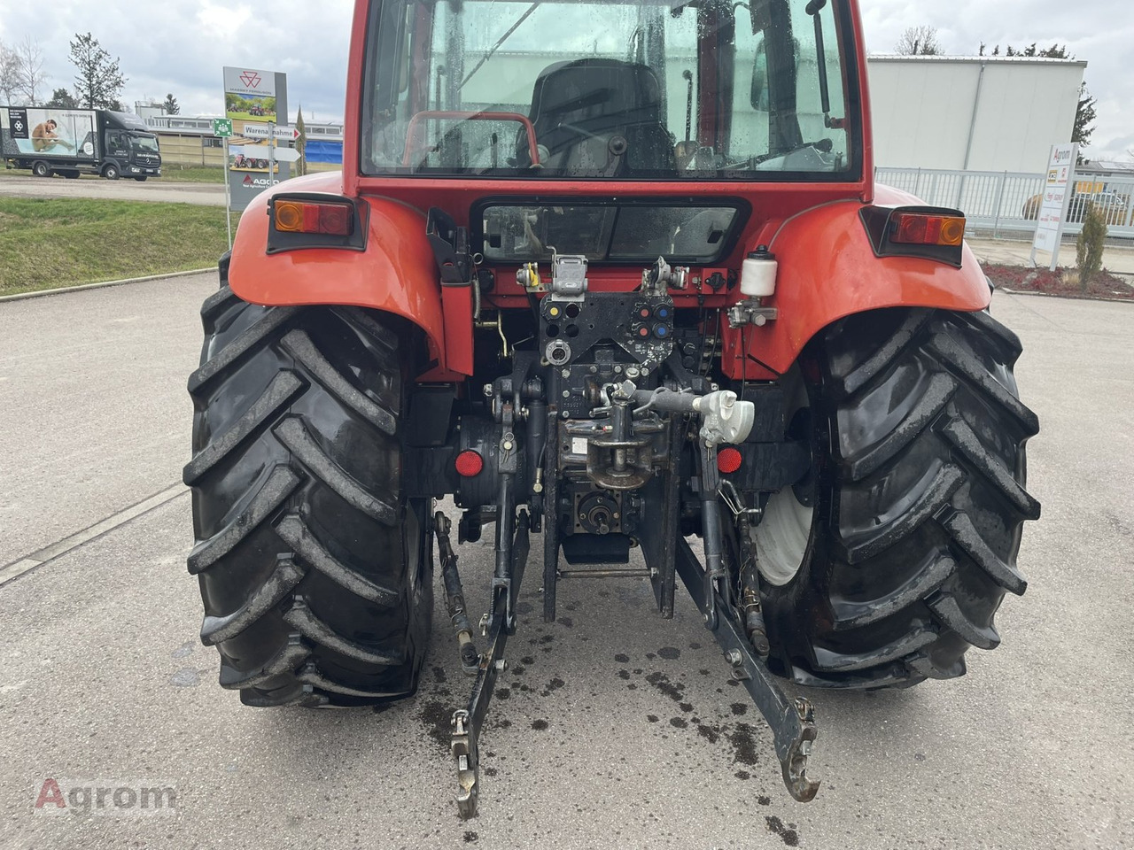 Farm tractor Lindner Geotrac 93: picture 6
