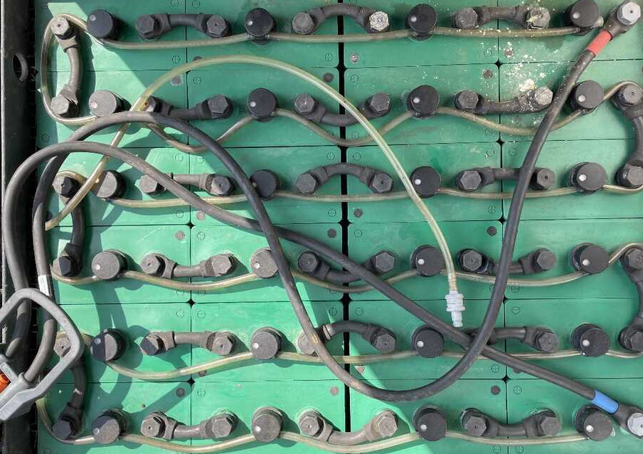 LINDE E 16-02 - Electric forklift: picture 3 LINDE E 16-02 - Electric forklift: picture 3