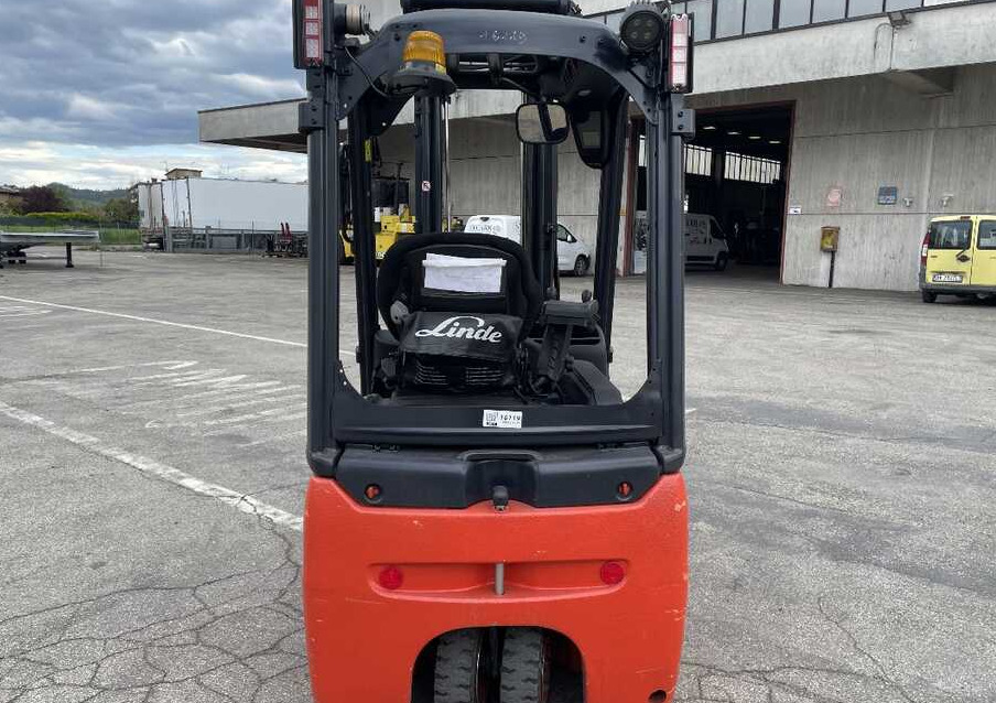 Linde E 16 C-01 (BATT. 2017) - Electric forklift: picture 5 Linde E 16 C-01 (BATT. 2017) - Electric forklift: picture 5