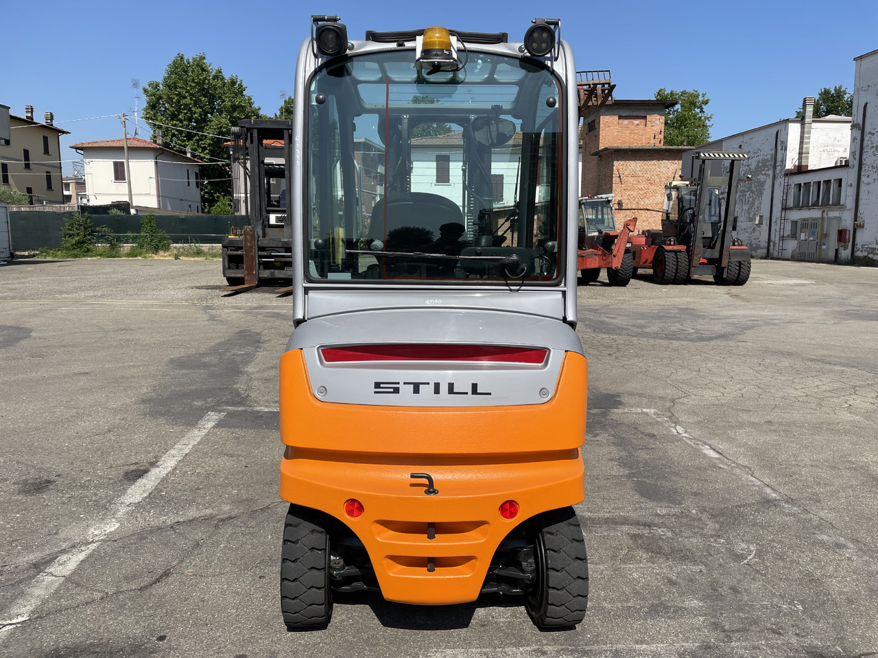 STILL RX 60-35 - Material handling equipment: picture 3 STILL RX 60-35 - Material handling equipment: picture 3