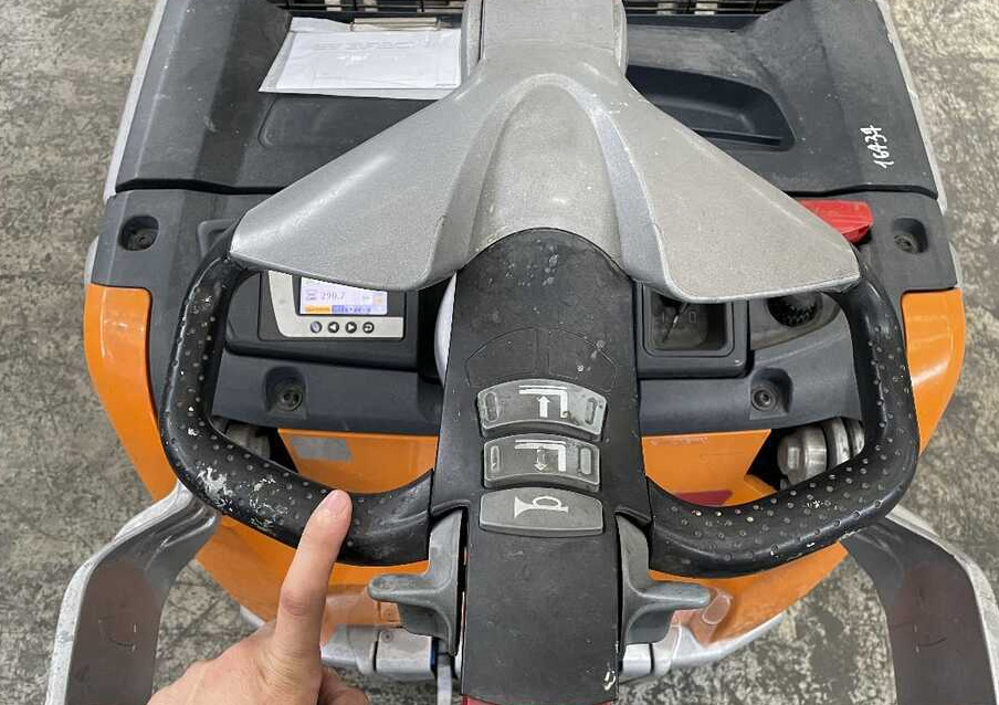 Still EXV-SF 14 - Stacker: picture 4 Still EXV-SF 14 - Stacker: picture 4