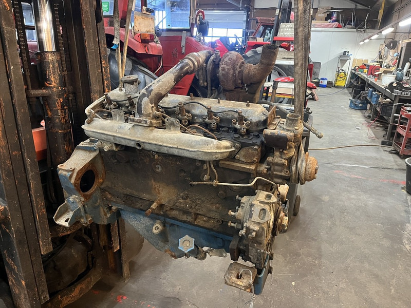 Fiat 6 cilinder - Engine: picture 1 Fiat 6 cilinder - Engine: picture 1