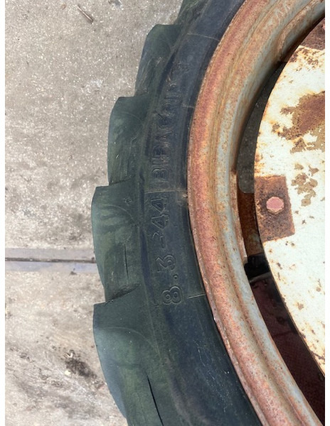 Michelin en kleber 8.3 R44 - Rim: picture 2 Michelin en kleber 8.3 R44 - Rim: picture 2