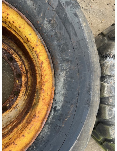 Volvo 17.5R25 - Rim: picture 3 Volvo 17.5R25 - Rim: picture 3